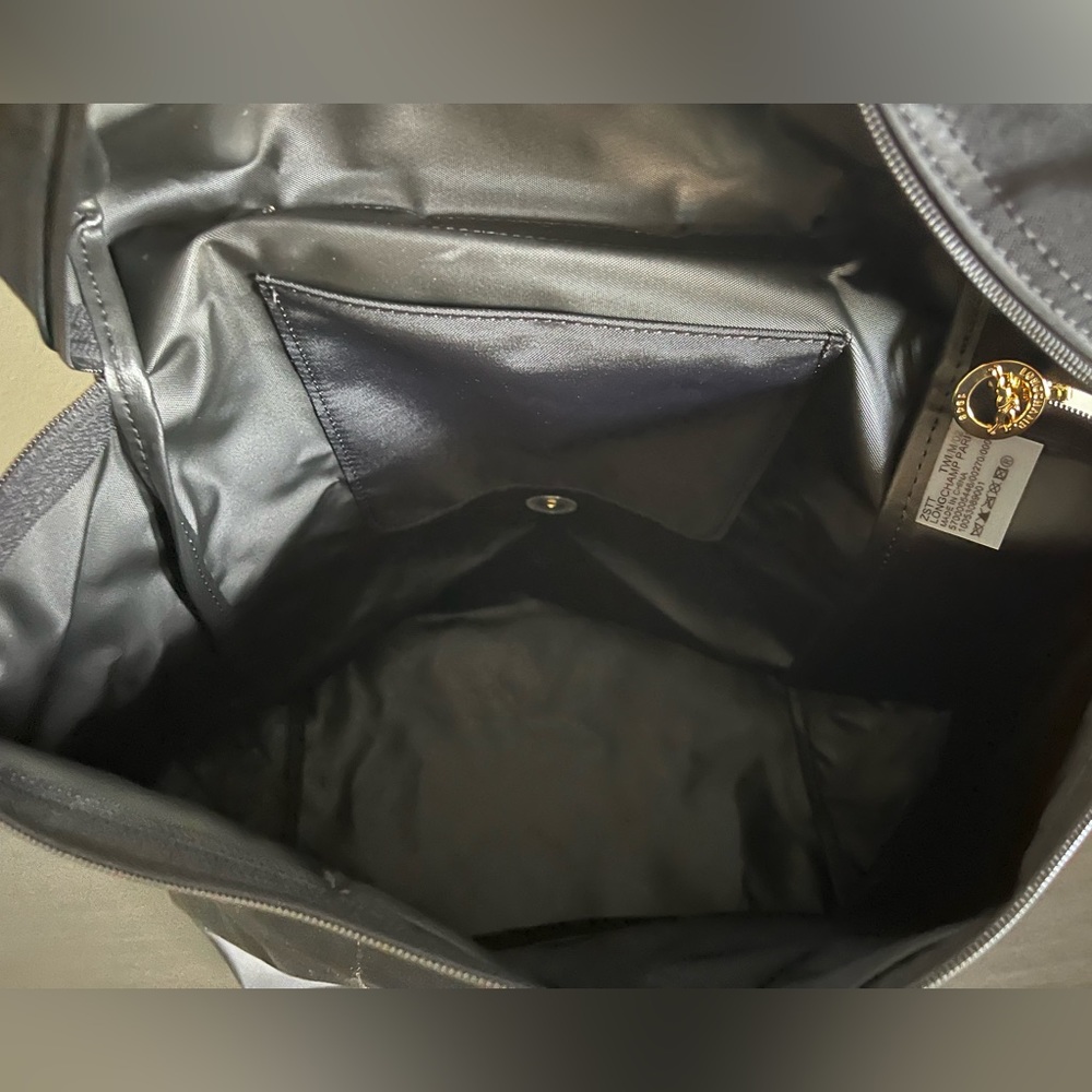 Longchamp Large Le Pilage Backpack in black - Picture 5 of 13